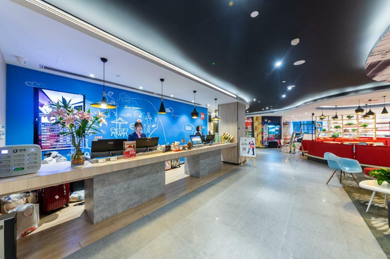 Ibis Chongqing Jiefangbei Pedestrian Street Hotel Exteriör bild