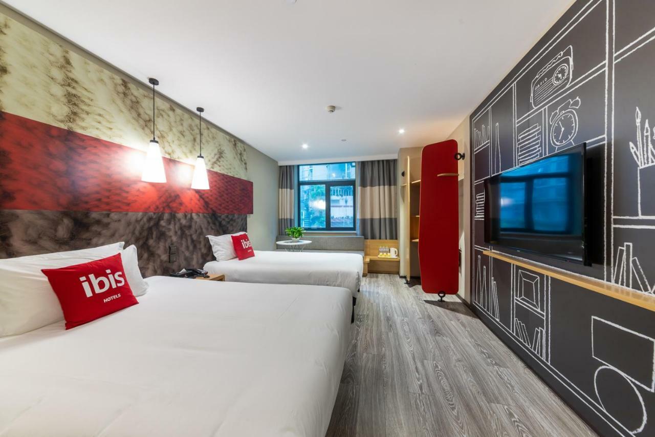 Ibis Chongqing Jiefangbei Pedestrian Street Hotel Exteriör bild