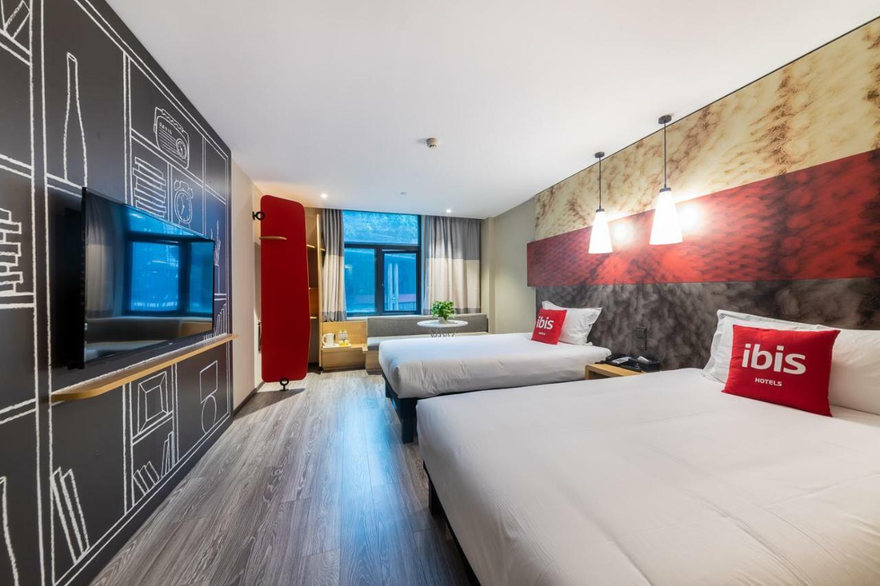 Ibis Chongqing Jiefangbei Pedestrian Street Hotel Exteriör bild